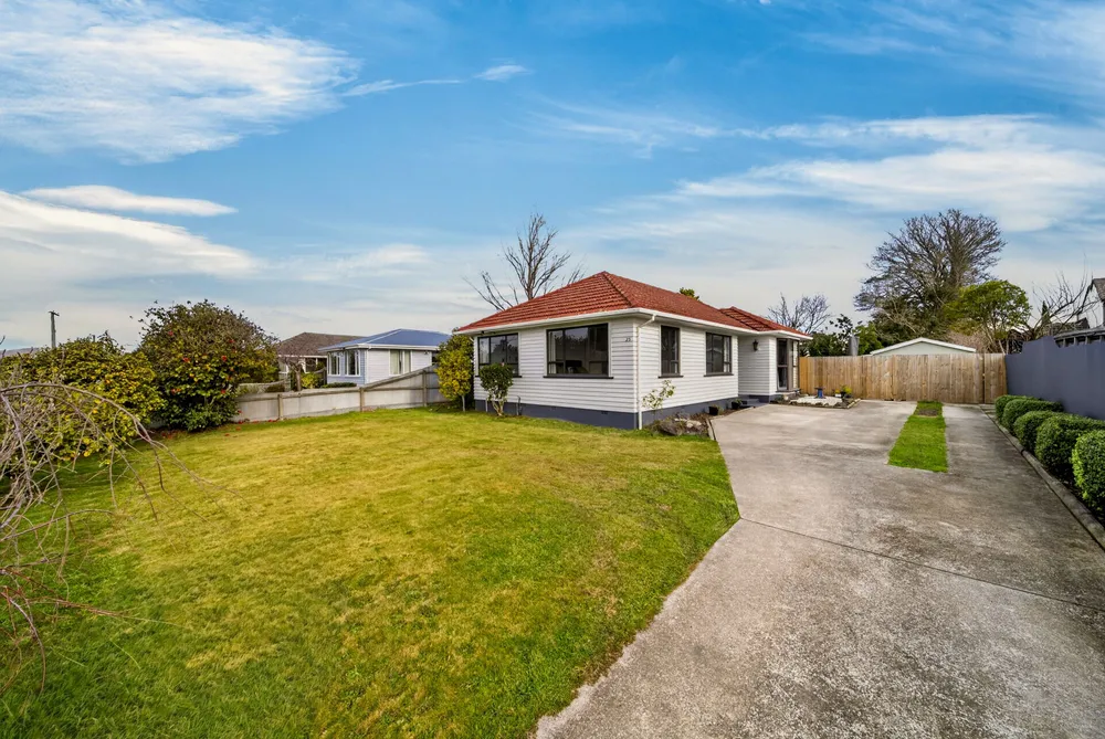 Photos of 25 Olivine Street