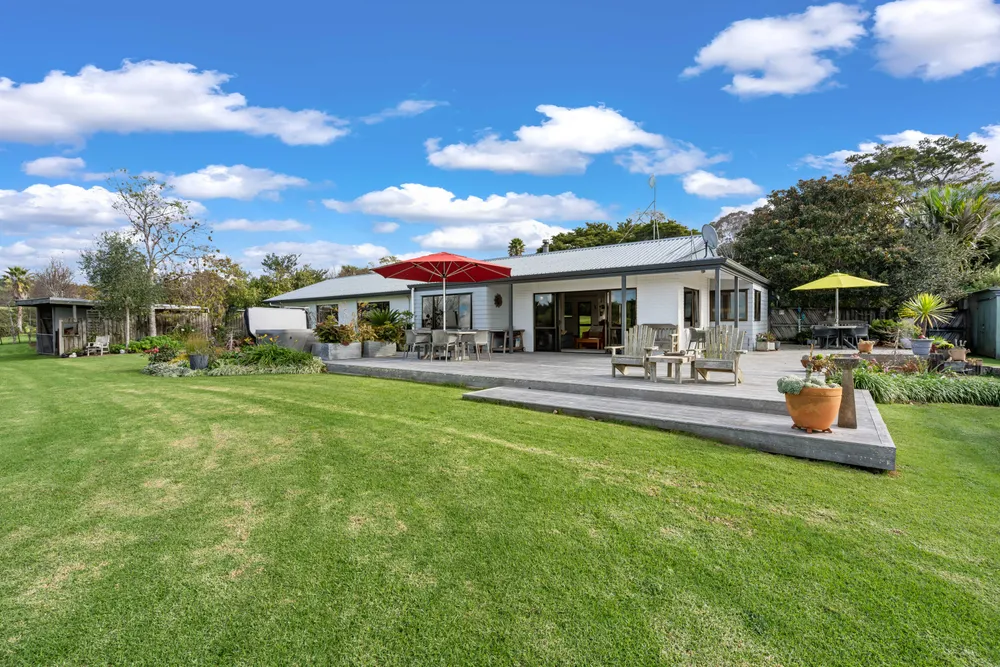Photos of 890 Waipu Caves Road