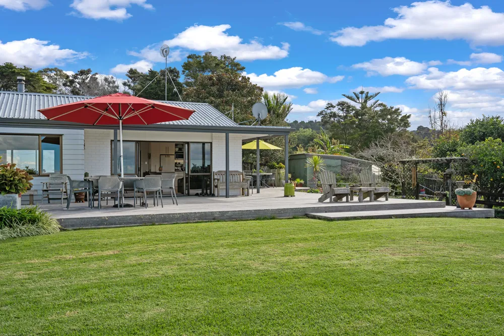 Photos of 890 Waipu Caves Road