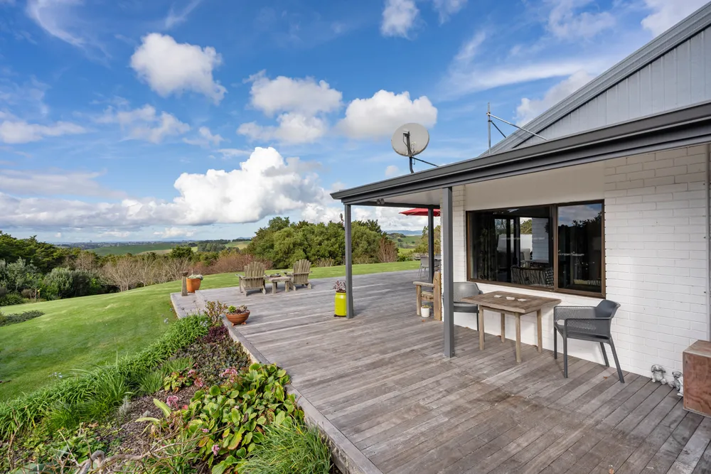 Photos of 890 Waipu Caves Road