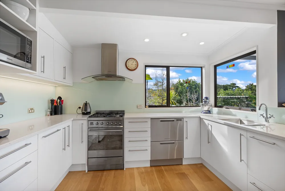 Photos of 890 Waipu Caves Road