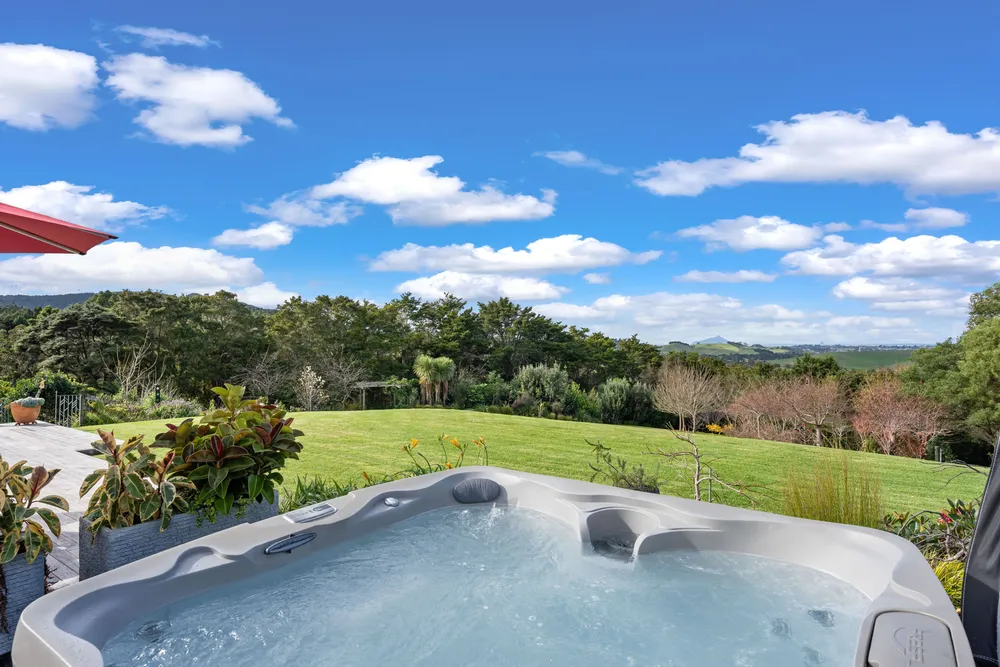 Photos of 890 Waipu Caves Road
