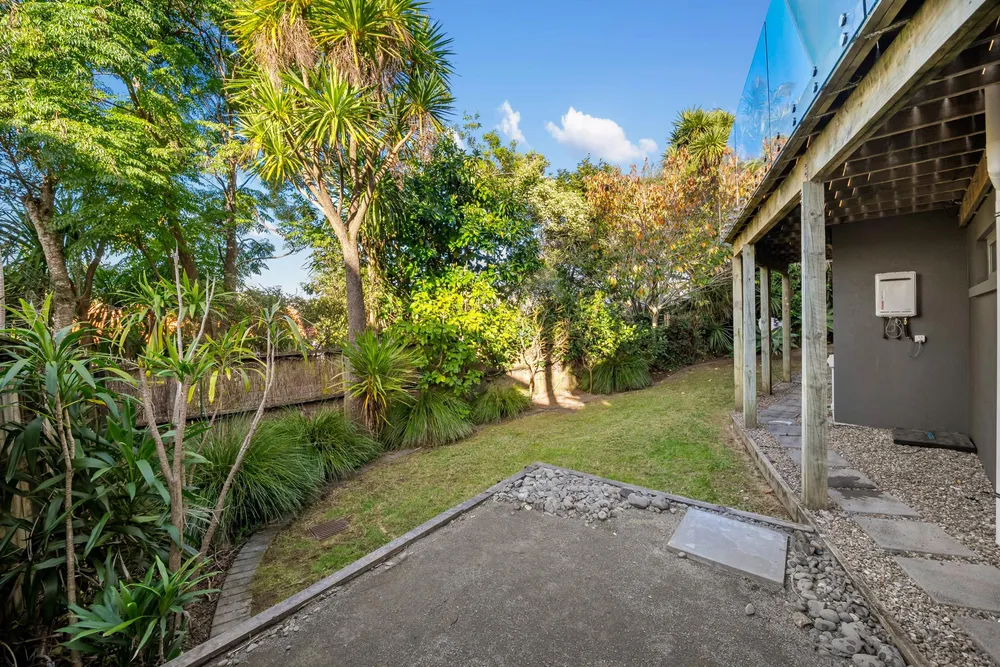 Photos of 61a Kurahaupo Street