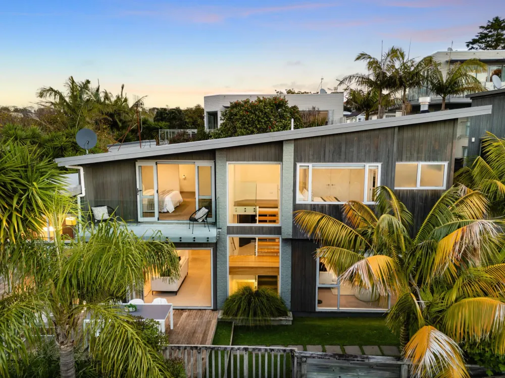 Photos of 61a Kurahaupo Street