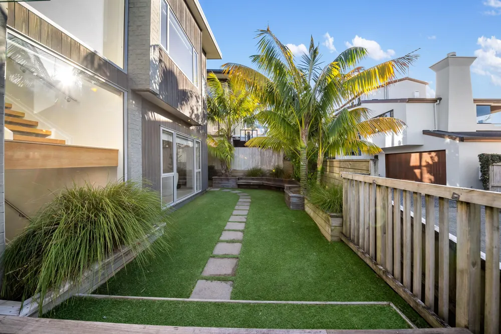 Photos of 61a Kurahaupo Street