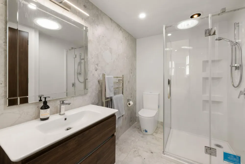 Photos of 17 Masters Avenue