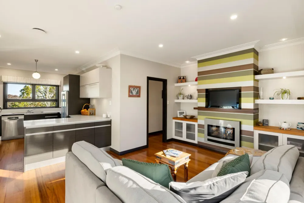 Photos of 17 Masters Avenue