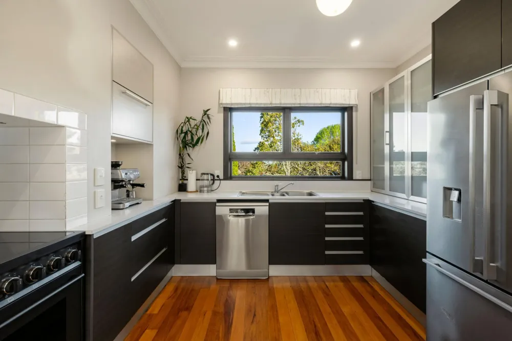 Photos of 17 Masters Avenue
