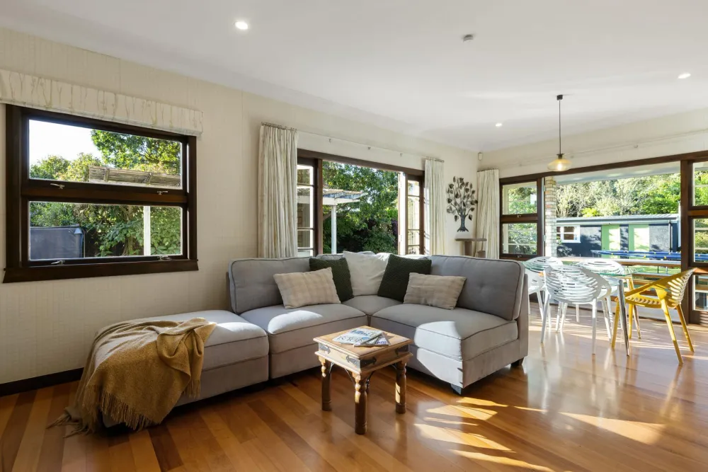 Photos of 17 Masters Avenue