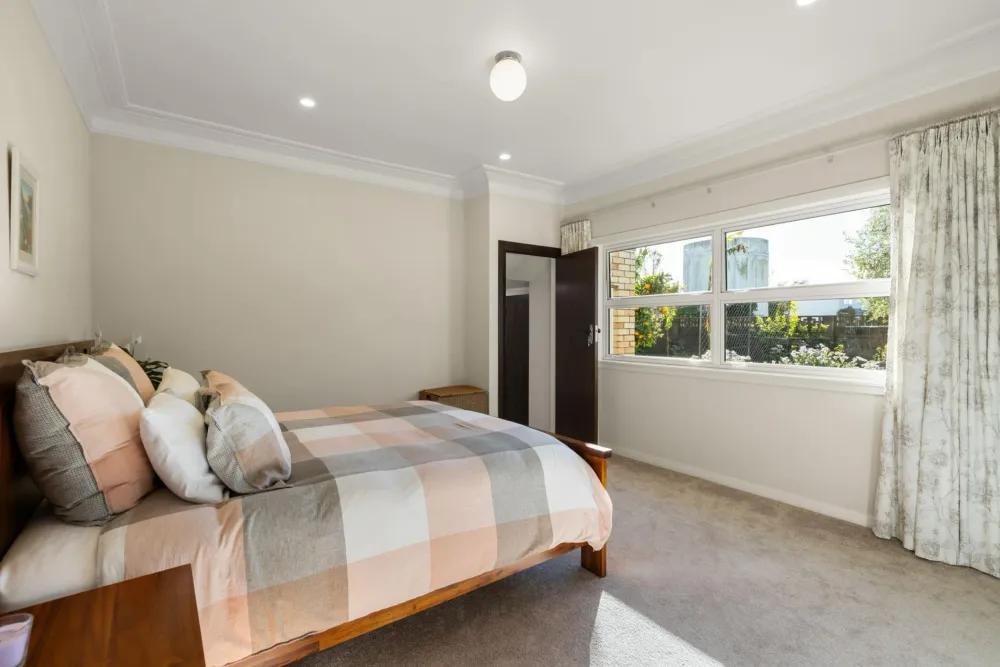 Photos of 17 Masters Avenue