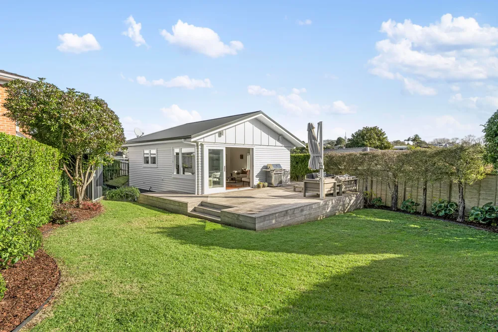 Photos of 114a Gowing Drive