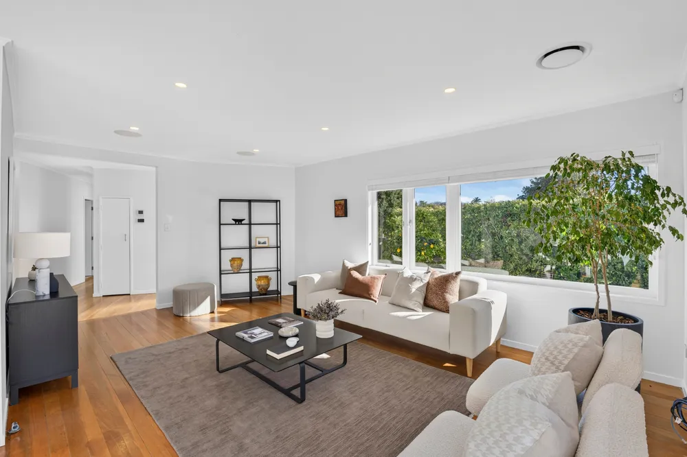 Photos of 114a Gowing Drive