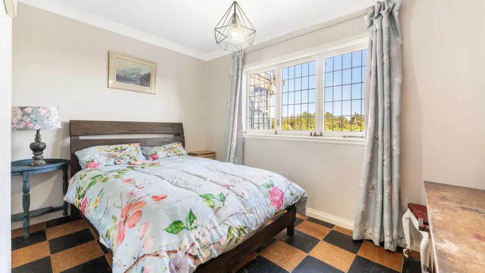 Photos of 15 Kimber Road