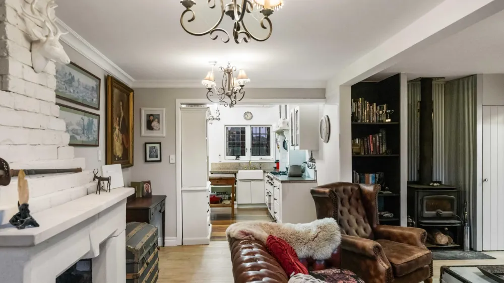 Photos of 15 Kimber Road