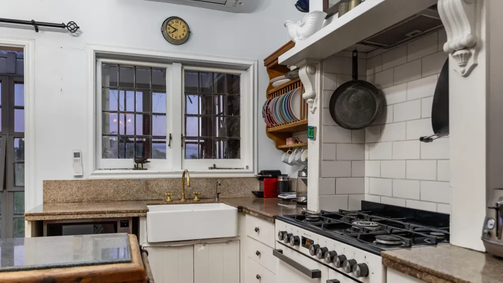 Photos of 15 Kimber Road