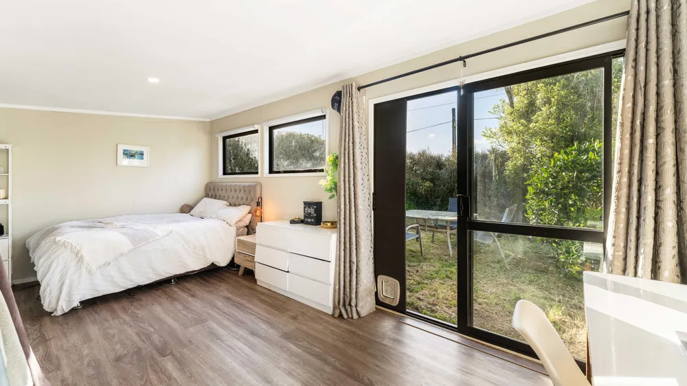 Photos of 15 Kimber Road