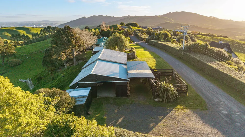 Photos of 15 Kimber Road