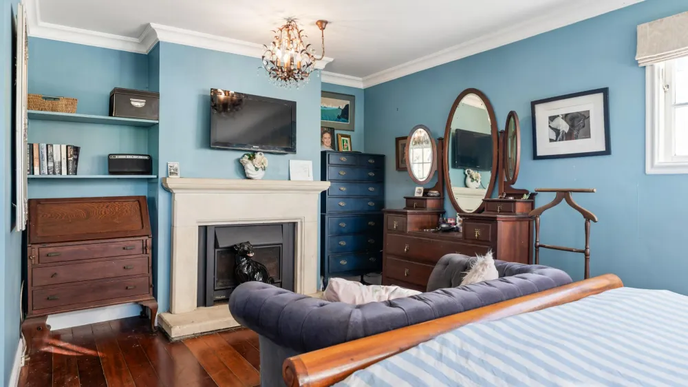 Photos of 15 Kimber Road