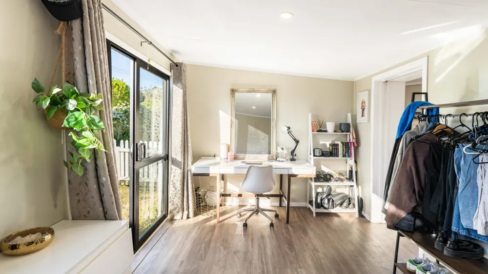 Photos of 15 Kimber Road