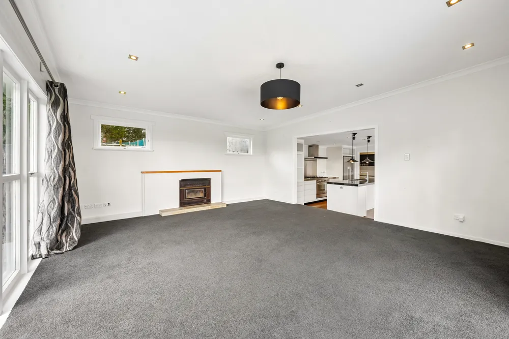 Photos of 53 Greenhithe Road