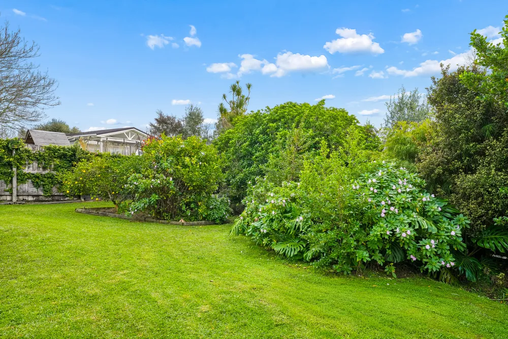 Photos of 53 Greenhithe Road