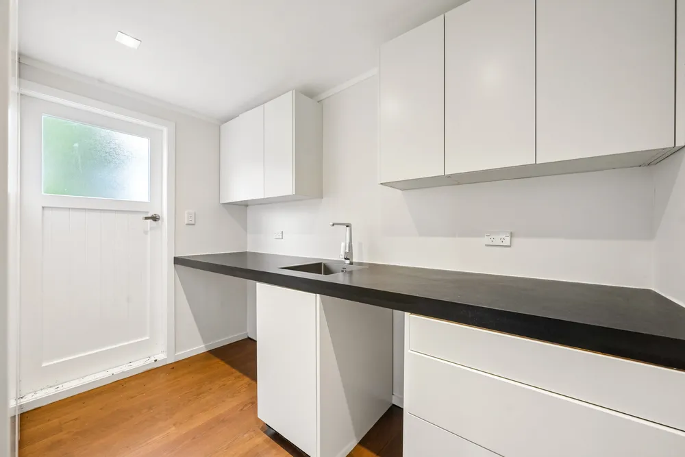 Photos of 53 Greenhithe Road