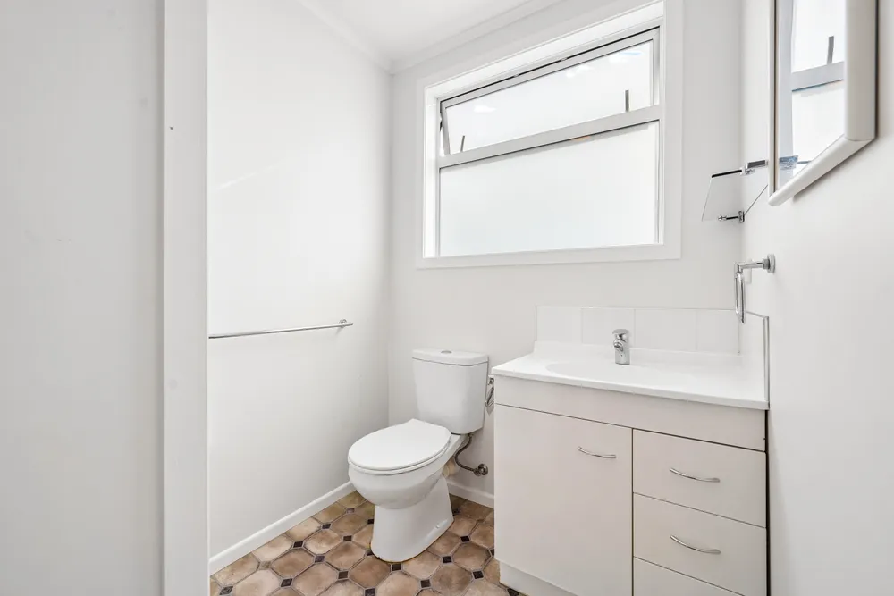 Photos of 53 Greenhithe Road
