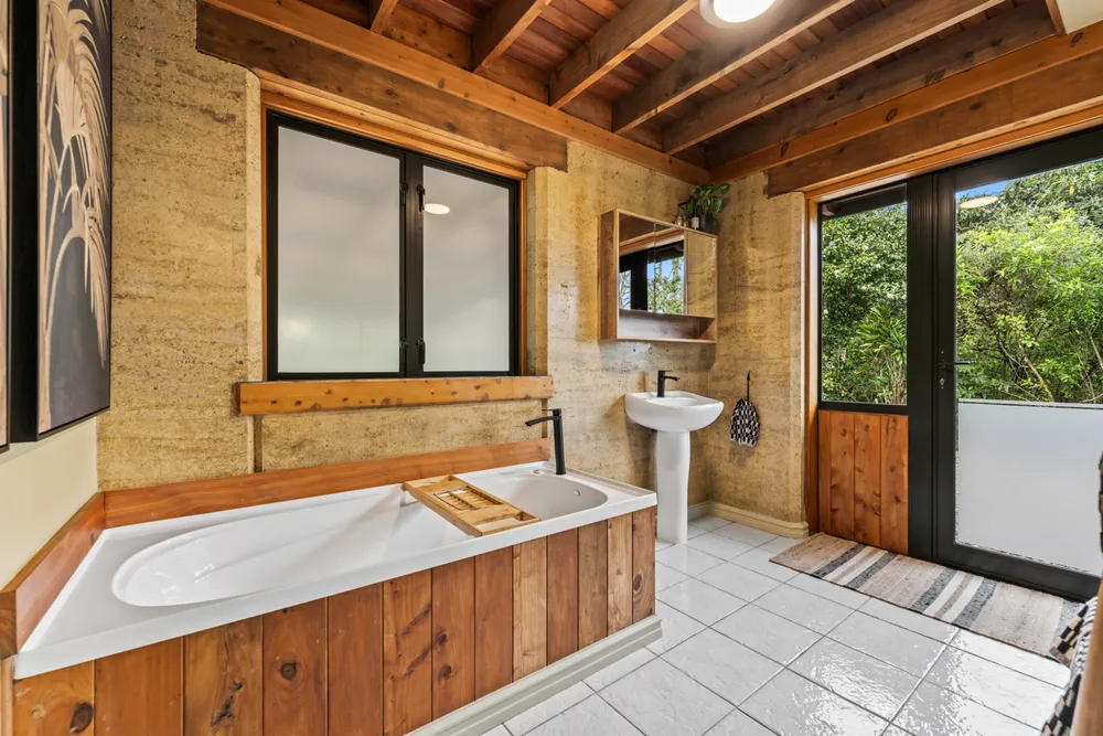 Photos of 84 Corbett Road