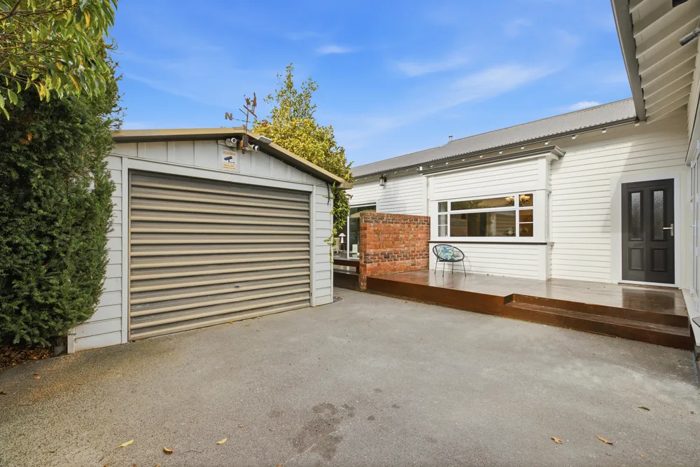 Photos of 8 Idris Road