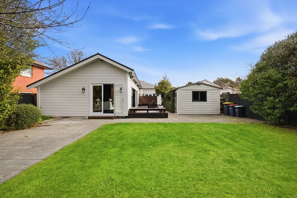 Photos of 8 Idris Road
