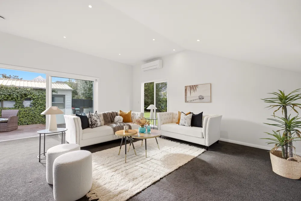 Photos of 8 Idris Road