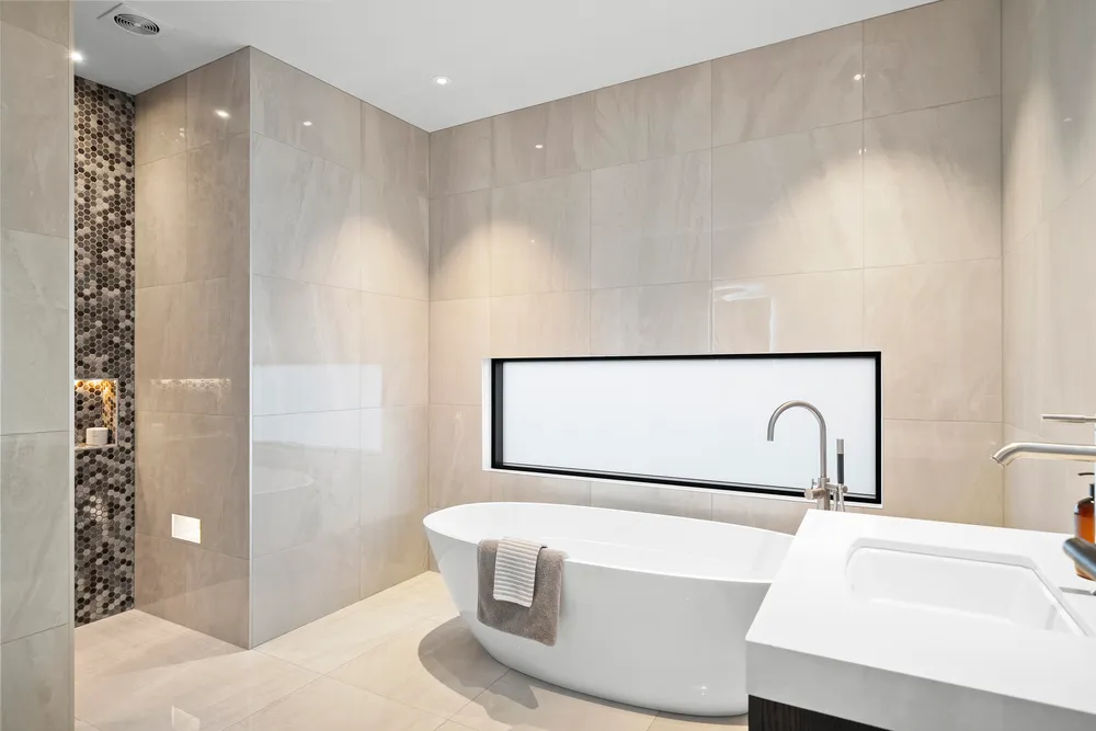 Photos of 148 Glandovey Road