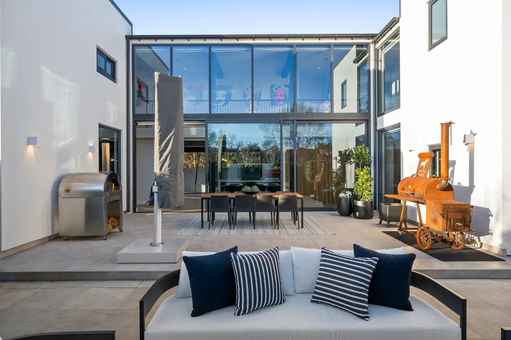 Photos of 148 Glandovey Road