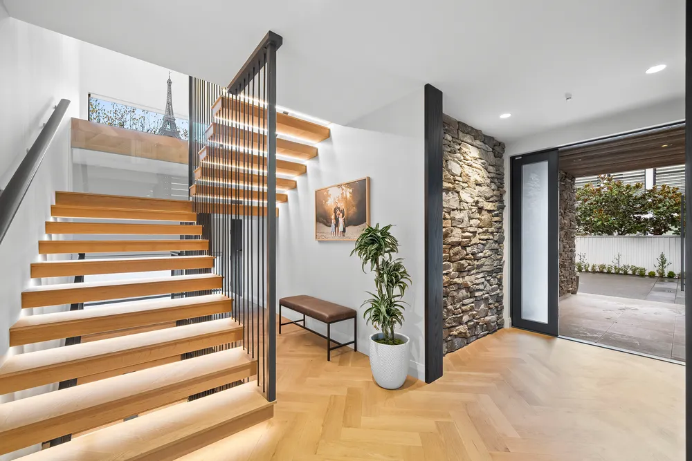 Photos of 148 Glandovey Road