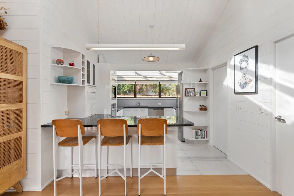 Photos of 121 Kowhai Road