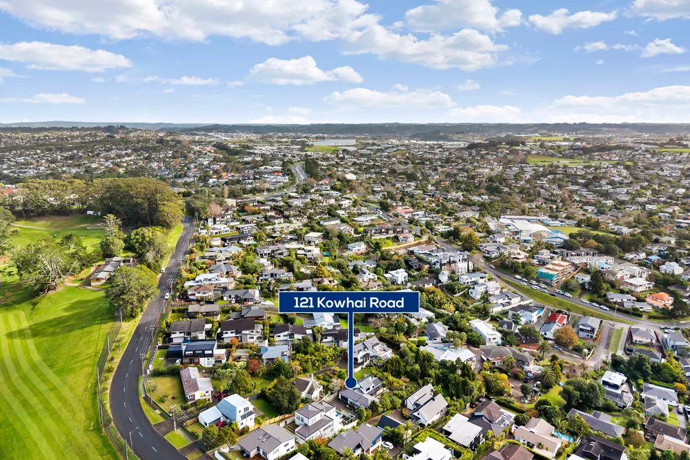 Photos of 121 Kowhai Road