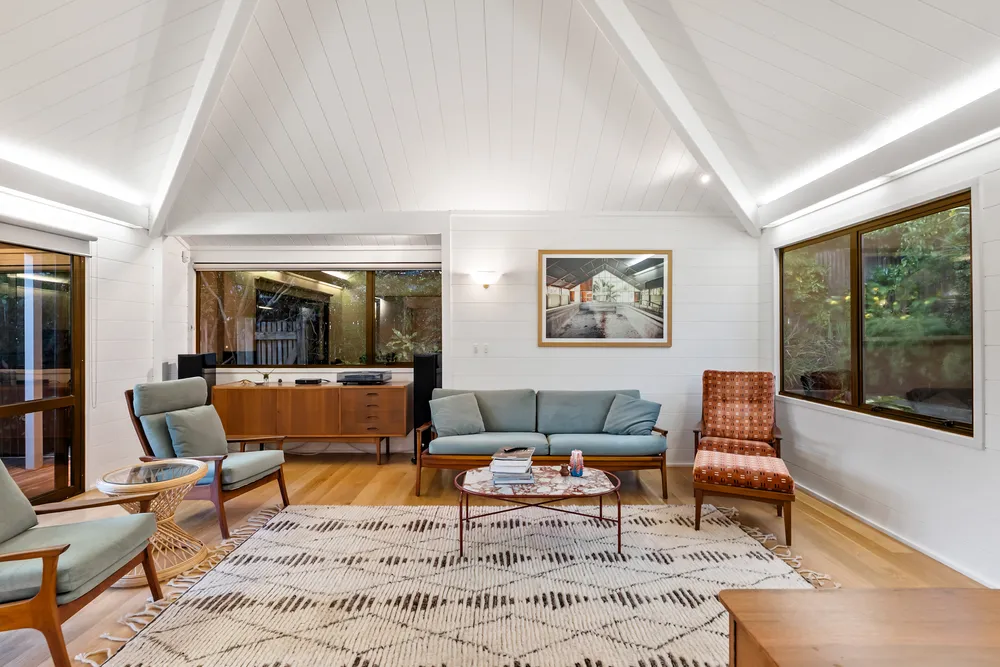 Photos of 121 Kowhai Road