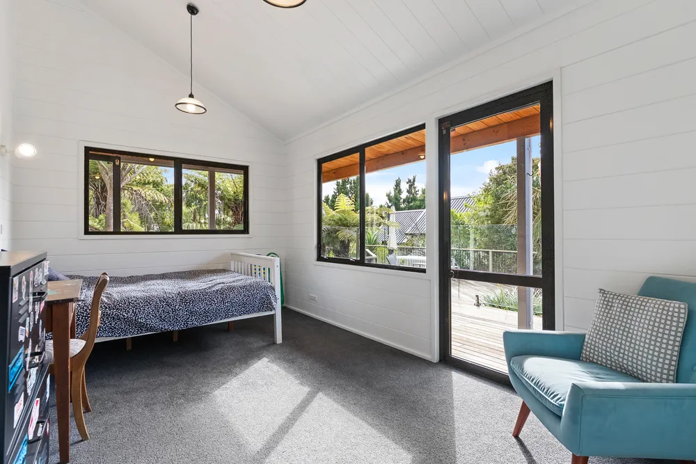 Photos of 121 Kowhai Road