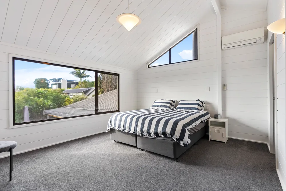 Photos of 121 Kowhai Road