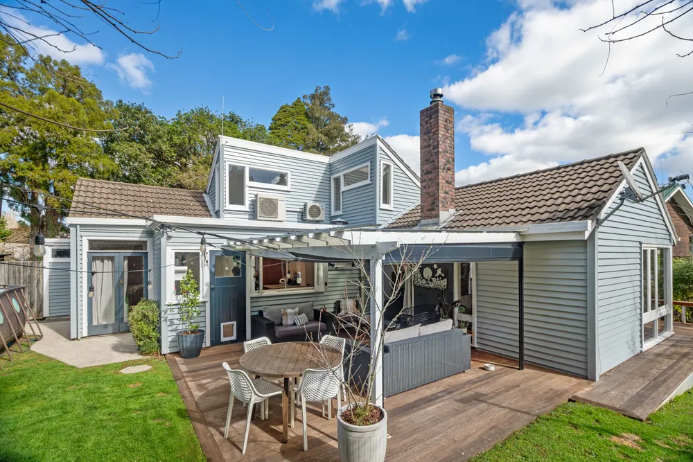 Photos of 150 Whau Valley Road