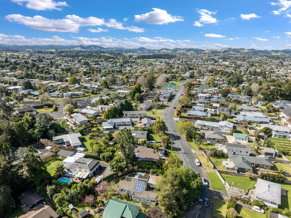 Photos of 150 Whau Valley Road
