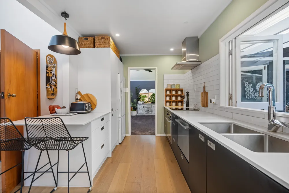 Photos of 150 Whau Valley Road