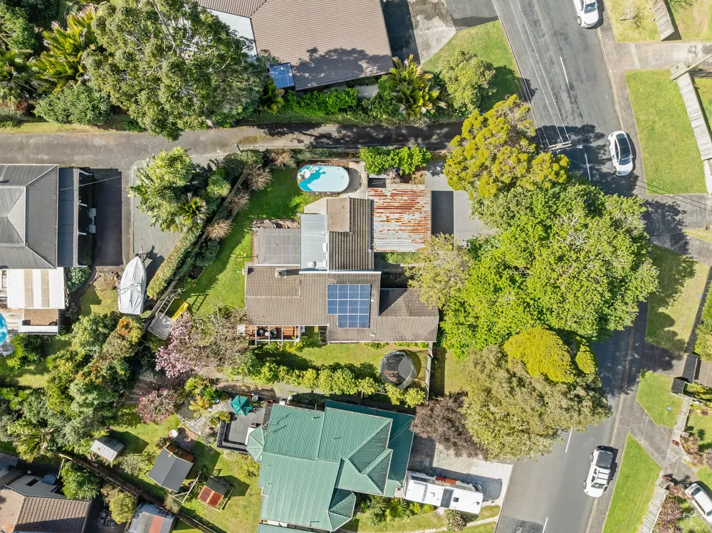 Photos of 150 Whau Valley Road