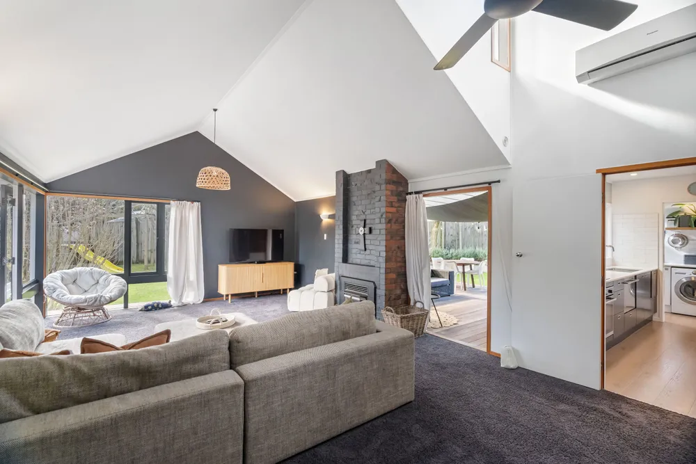 Photos of 150 Whau Valley Road