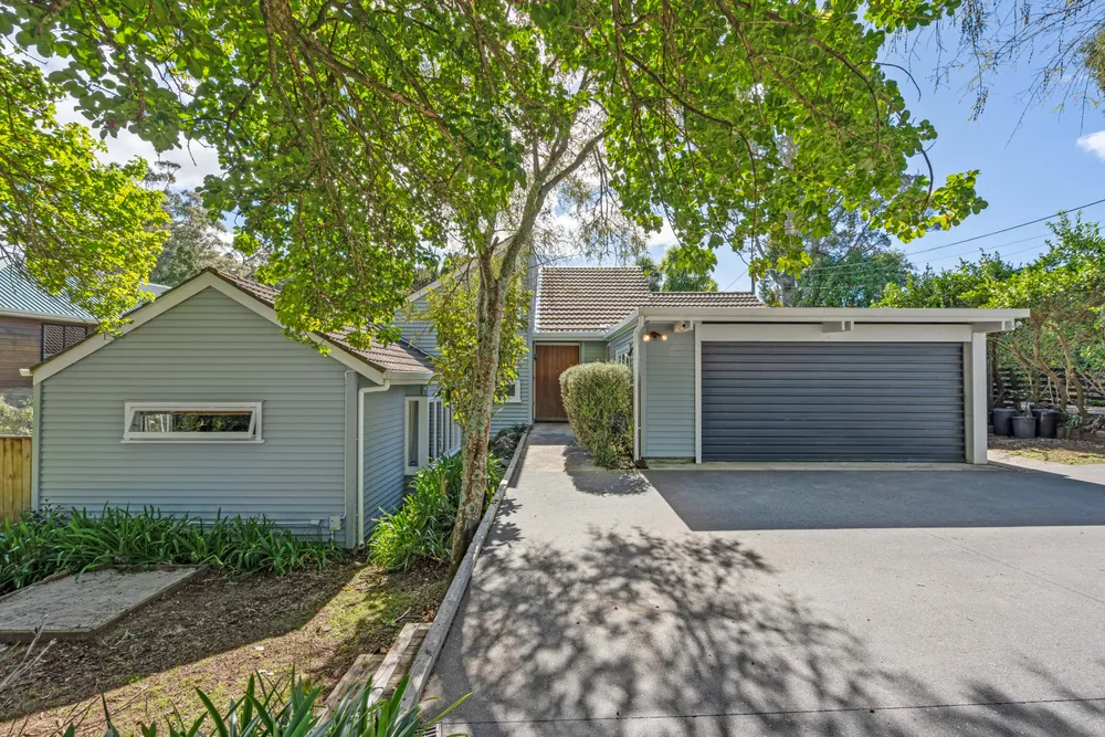 Photos of 150 Whau Valley Road