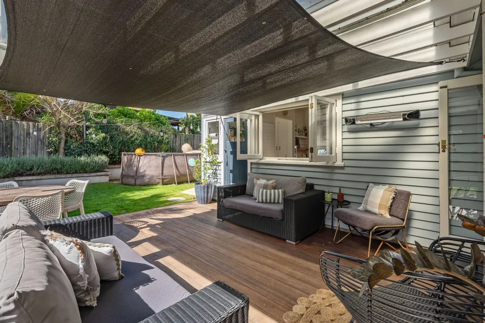Photos of 150 Whau Valley Road