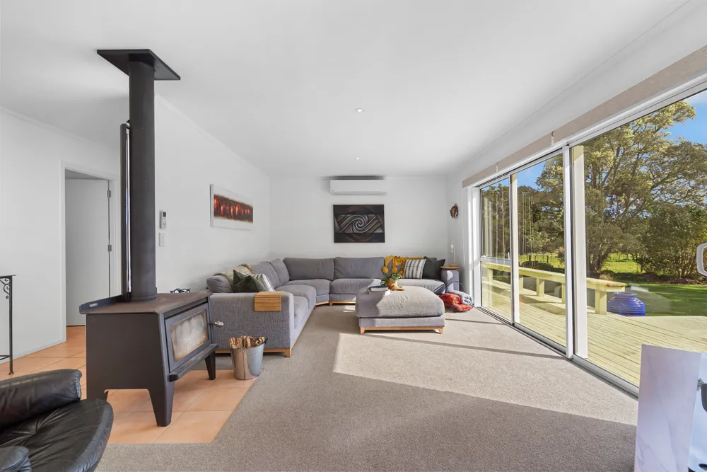Photos of 41 Woodward Road