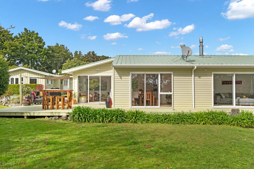Photos of 41 Woodward Road