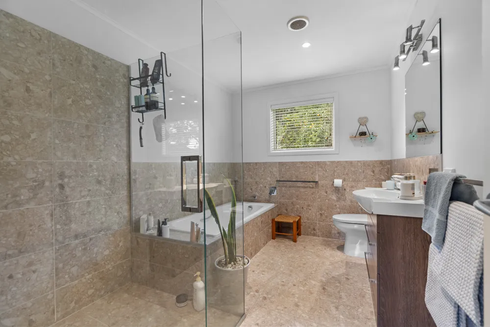 Photos of 41 Woodward Road