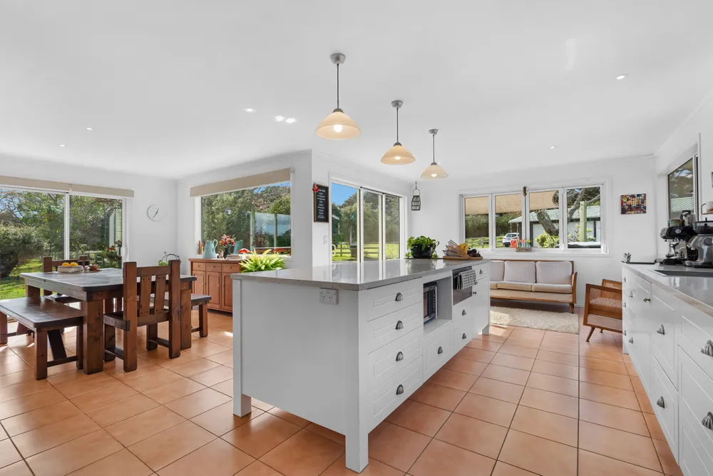 Photos of 41 Woodward Road